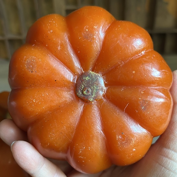 2 | POTTERY BARN Pumpkin Candles - Picture 6 of 9